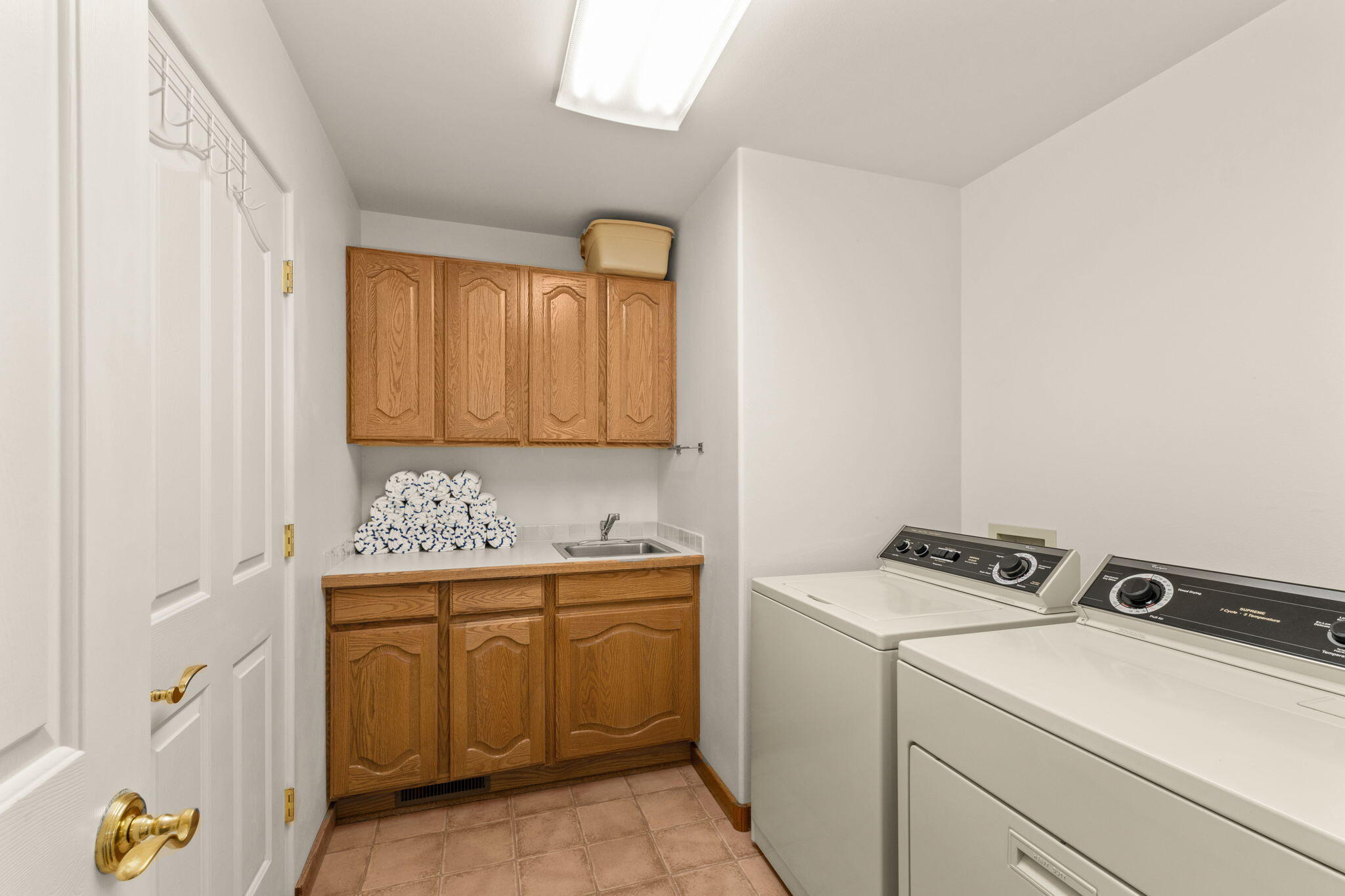 201 Blue Bell Road Sun Valley, ID 83353 - Photo 28 of 34 Laundry with Garage Access
