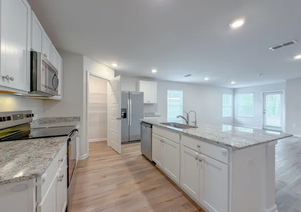 $3,200 | 1962 Chickadee Way, Tallahassee, FL 32311