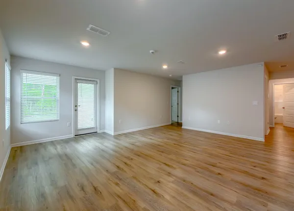 $3,200 | 1962 Chickadee Way, Tallahassee, FL 32311