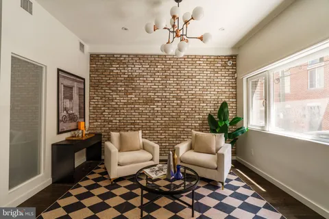 $1,160,000 | 227 West George Street, Philadelphia, PA 19123