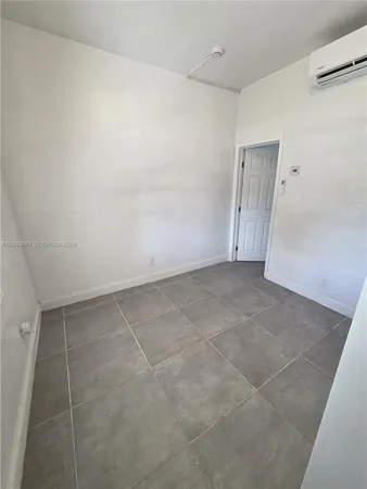 $1,700 | 1945 Northwest 24th Court, Unit 2, Miami, FL 33125