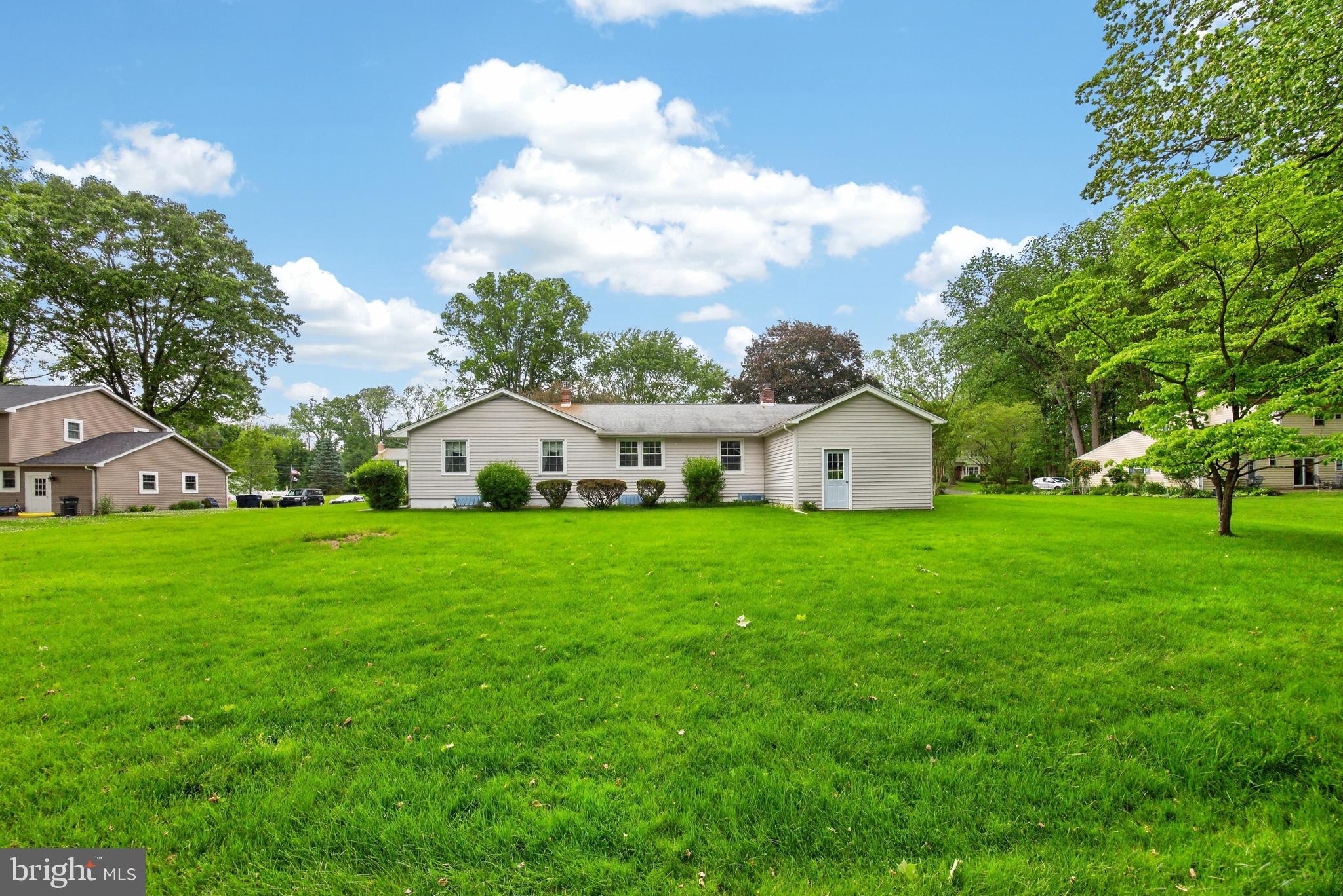 115 Morris Road Exton, PA 19341 - Photo 5 of 39