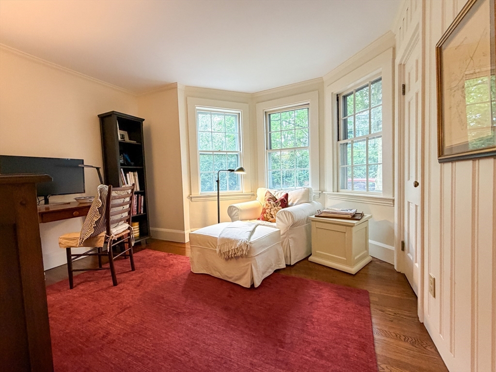 12 Cottage Street Wellesley, MA 02482 - Photo 9 of 14