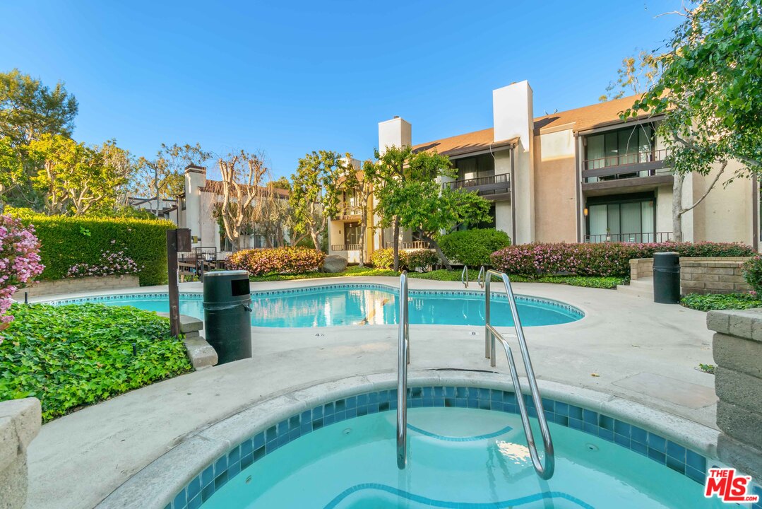 8675 Falmouth Avenue, Unit 323 Playa del Rey, CA 90293 - Photo 31 of 35