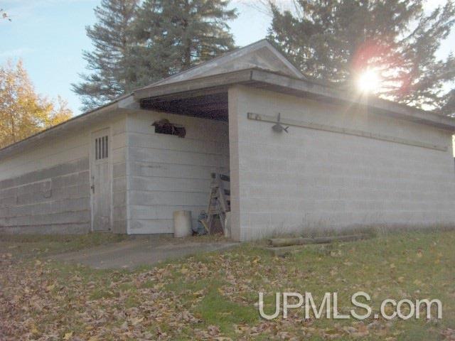 914 West Co Road Florence, WI 54121 - Photo 6 of 29