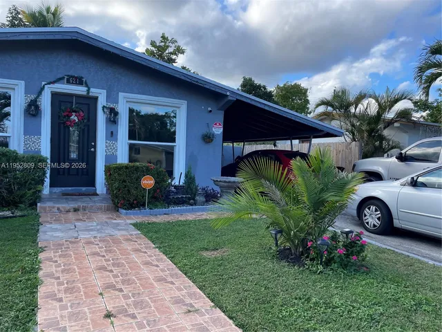 $485,000 | 621 Southwest 56th Avenue, Margate, FL 33068