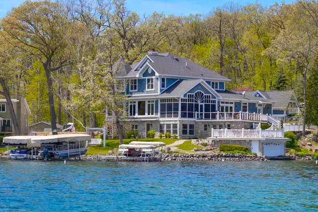 $4,950,000 | W5539 Oak Park Road, La Grange, WI 53121