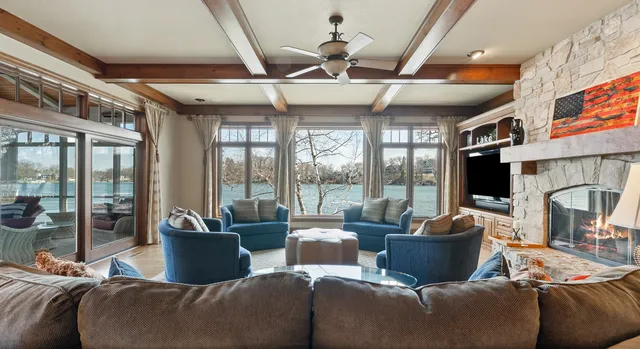 $4,950,000 | W5539 Oak Park Road, La Grange, WI 53121