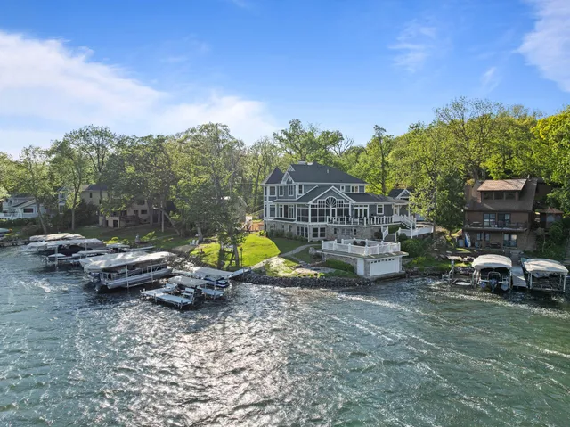 $4,950,000 | W5539 Oak Park Road, La Grange, WI 53121