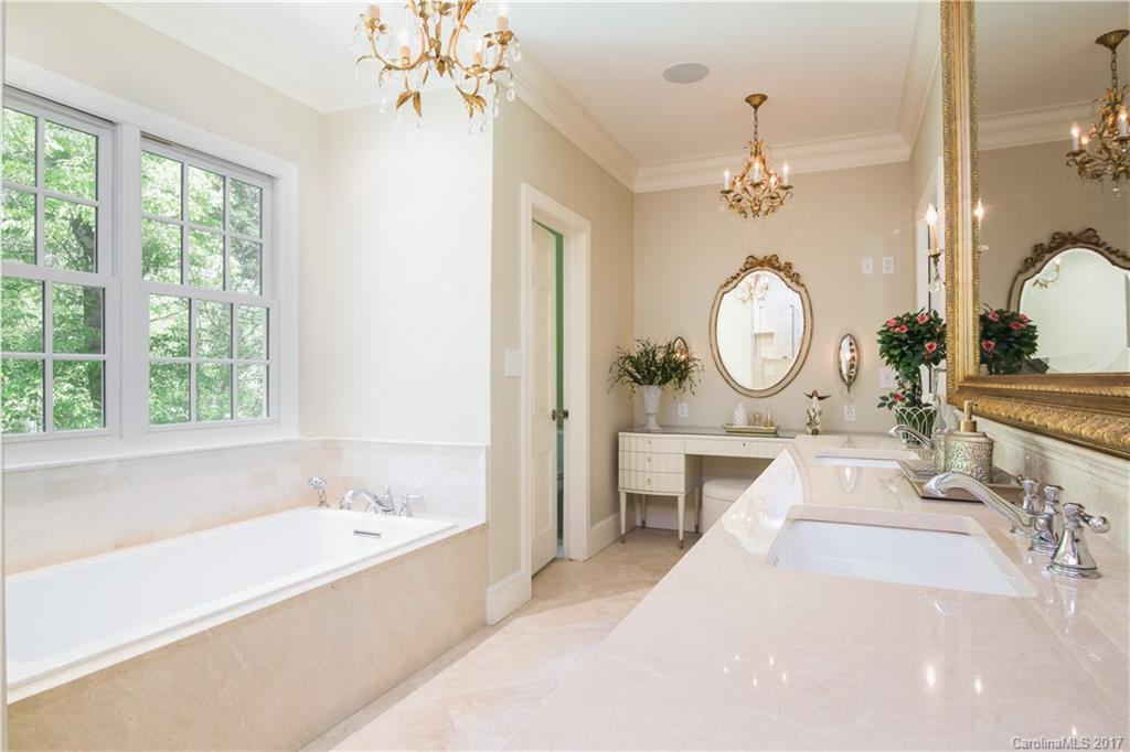 6517 Alexander Road Charlotte, NC 28270 - Photo 12 of 24