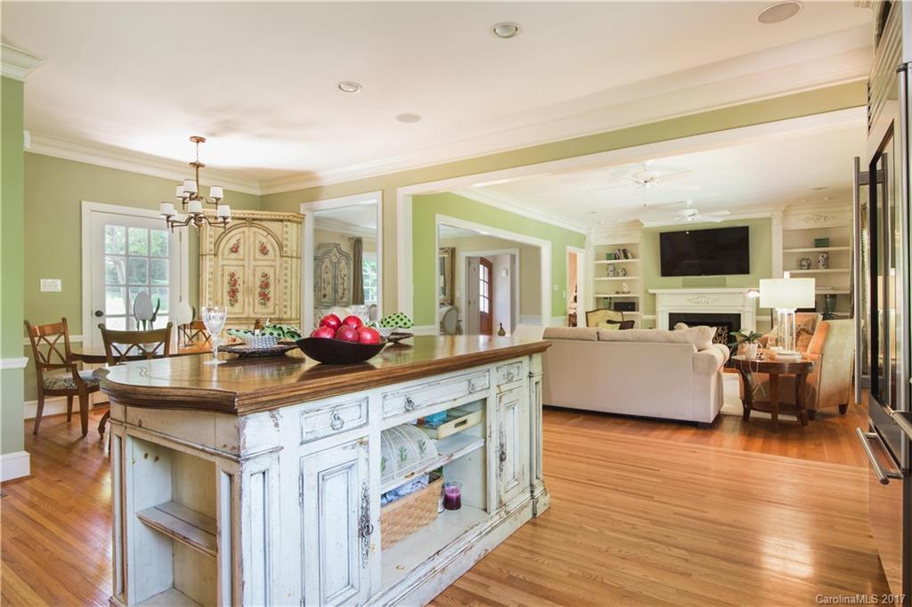 6517 Alexander Road Charlotte, NC 28270 - Photo 8 of 24
