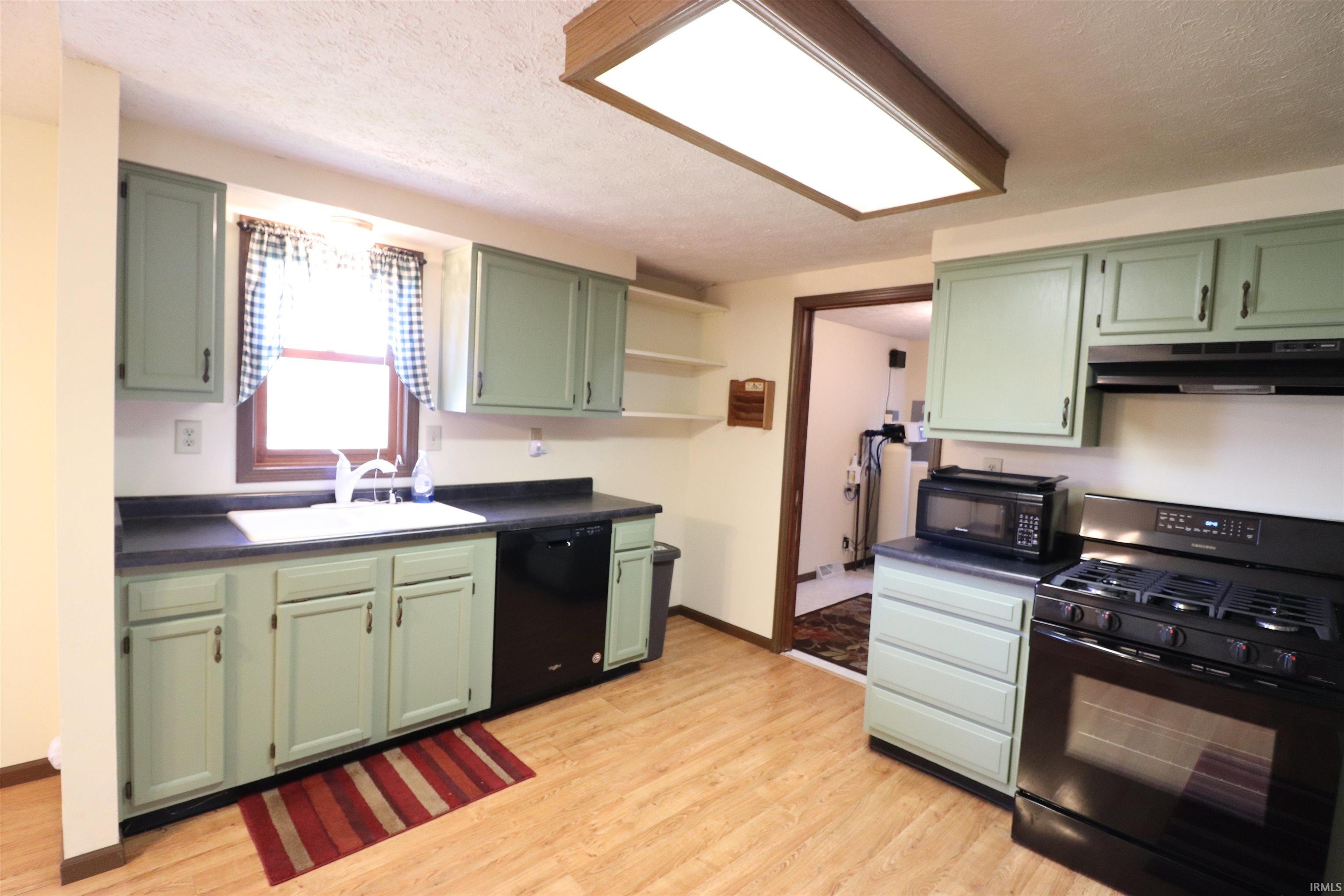 2625 Harding Road Lafayette, IN 47905 - Photo 5 of 32