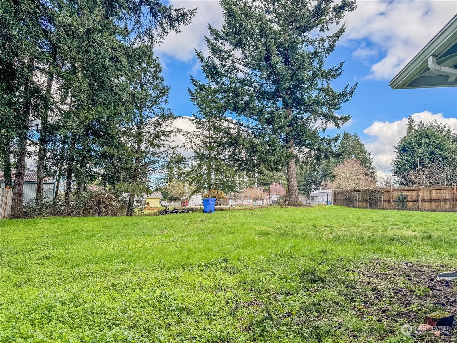 140 Raintree Loop Southeast Rainier, WA 98576 - Photo 22 of 23 Gallery Image 22