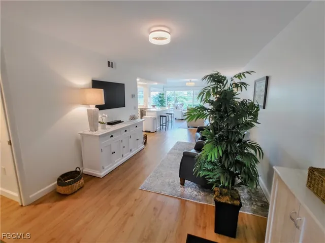 $299,000 | 5830 Trailwinds Drive, Unit 813, Fort Myers, FL 33907