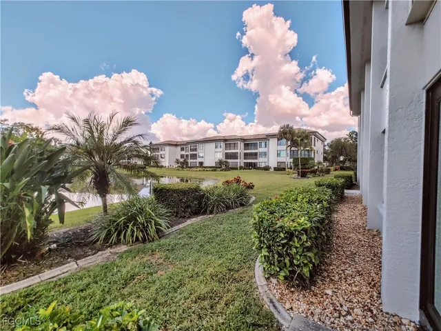 $299,000 | 5830 Trailwinds Drive, Unit 813, Fort Myers, FL 33907