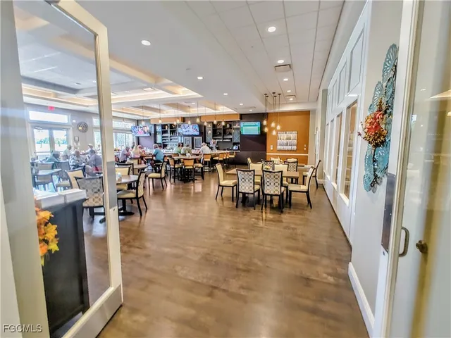 $299,000 | 5830 Trailwinds Drive, Unit 813, Fort Myers, FL 33907