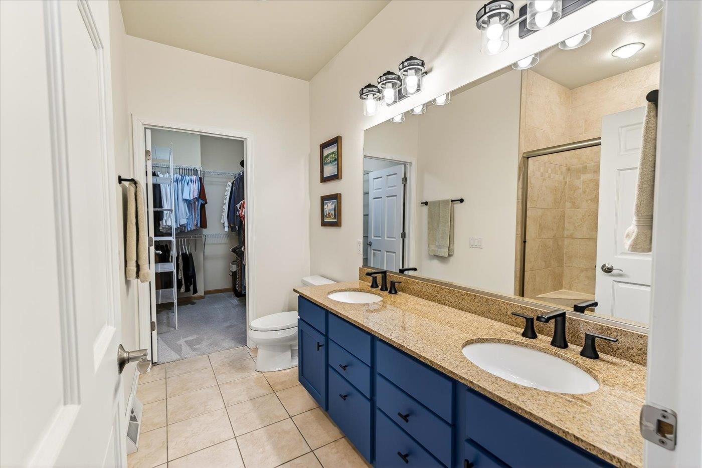 1622 Pondview Court Middleton, WI 53562 - Photo 22 of 40