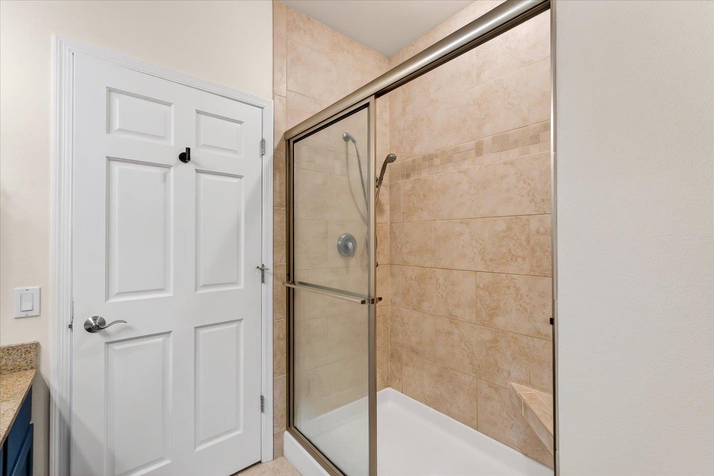 1622 Pondview Court Middleton, WI 53562 - Photo 23 of 40