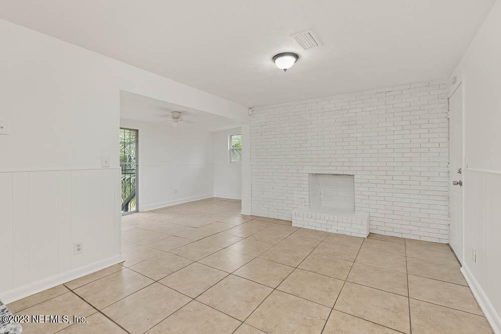 10571 Villanova Road Jacksonville, FL 32218 - Photo 12 of 21 a view of an empty room
