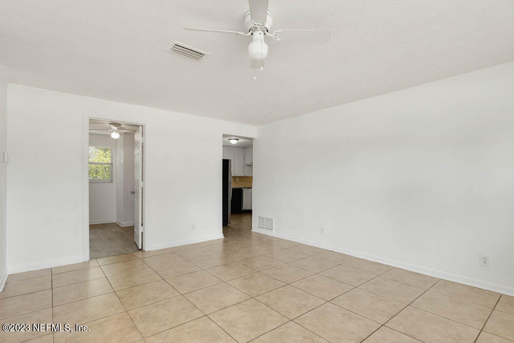 10571 Villanova Road Jacksonville, FL 32218 - Photo 5 of 21
