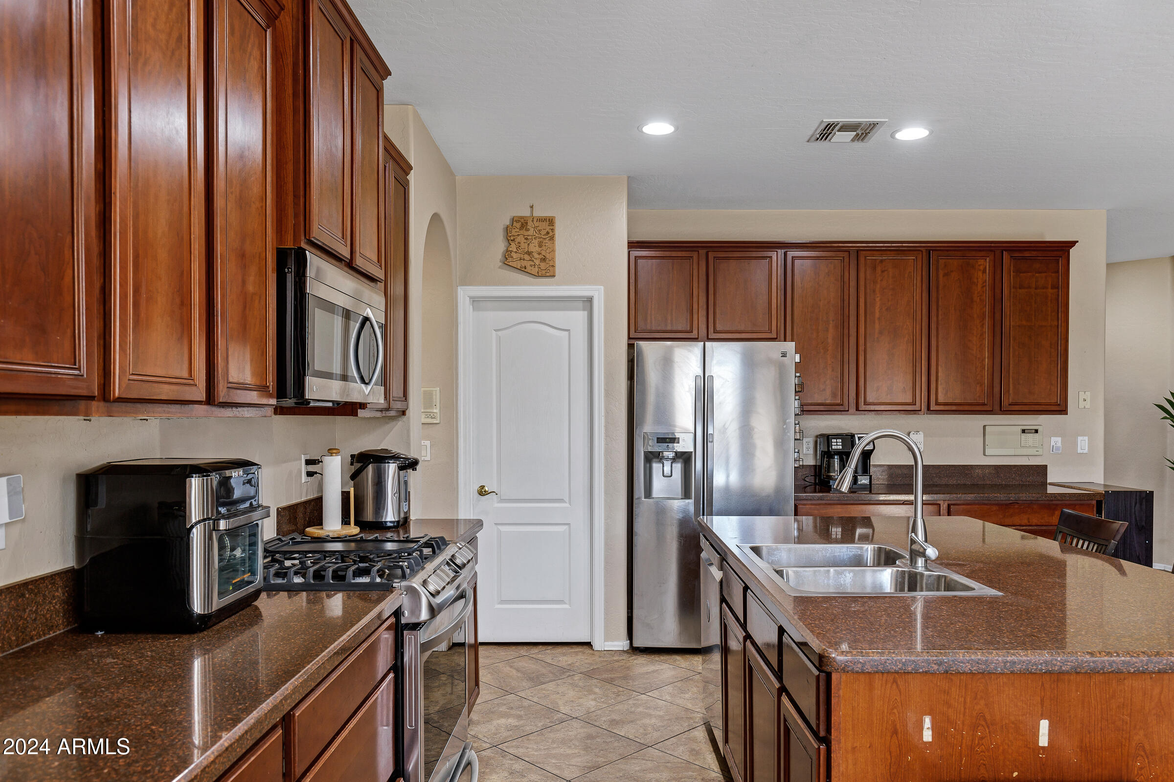 2801 West Silver Fox Way Phoenix, AZ 85045 - Photo 15 of 76 2801 W Silver Fox Way-15