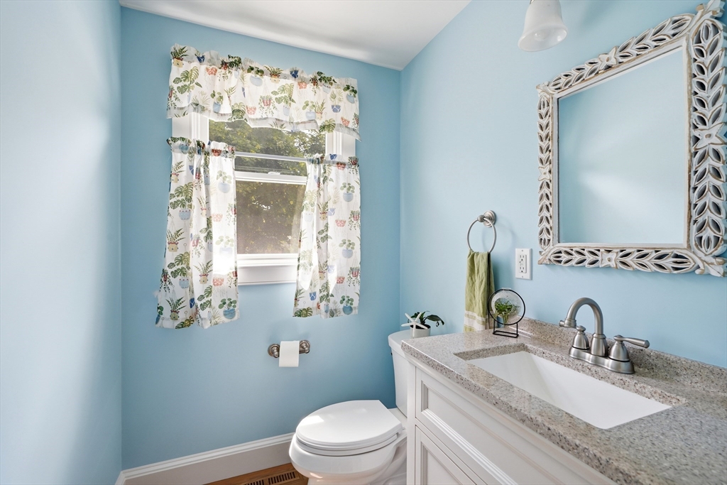 6 Spaulding Avenue Scituate, MA 02066 - Photo 16 of 30