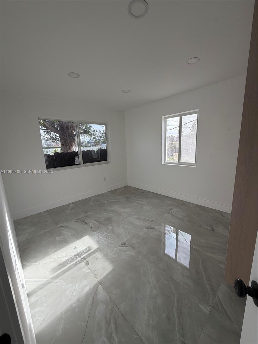 596 Ragan Drive Miami Springs, FL 33166 - Photo 17 of 20