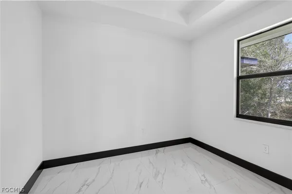 $1,900 | 4725-4727 27th Street Southwest, Unit 4725, Lehigh Acres, FL 33973