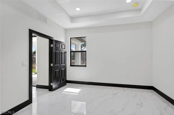 $1,900 | 4725-4727 27th Street Southwest, Unit 4725, Lehigh Acres, FL 33973