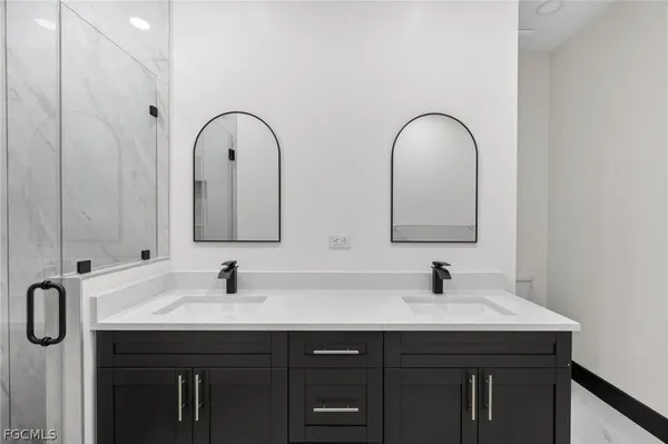 $1,900 | 4725-4727 27th Street Southwest, Unit 4725, Lehigh Acres, FL 33973