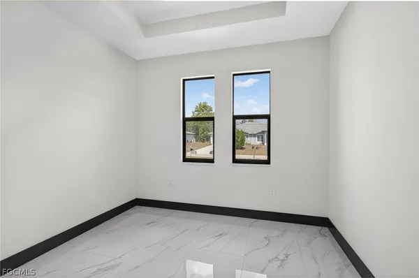 $1,900 | 4725-4727 27th Street Southwest, Unit 4725, Lehigh Acres, FL 33973