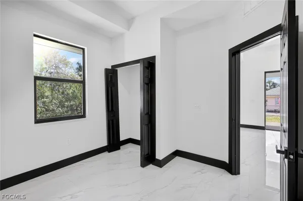 $1,900 | 4725-4727 27th Street Southwest, Unit 4725, Lehigh Acres, FL 33973