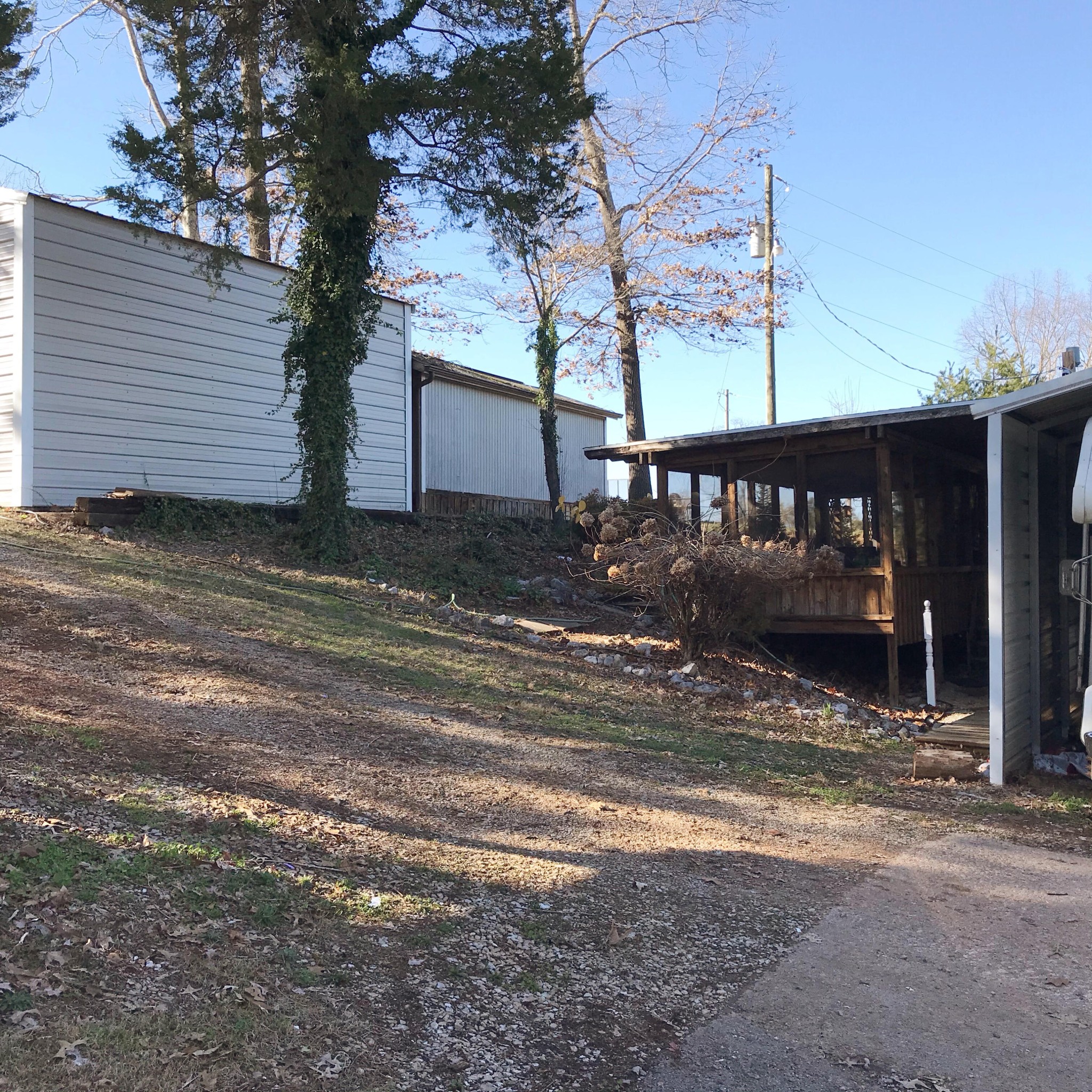 194 Guffey Road Sweetwater, TN 37874 - Photo 3 of 23 Gallery Image 3