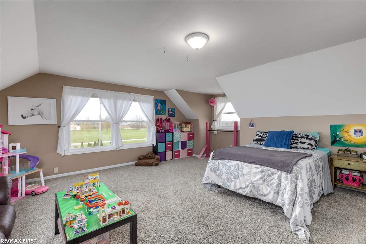 9938 Weber Road Columbus, MI 48063 - Photo 10 of 28 50012356-9.JPG