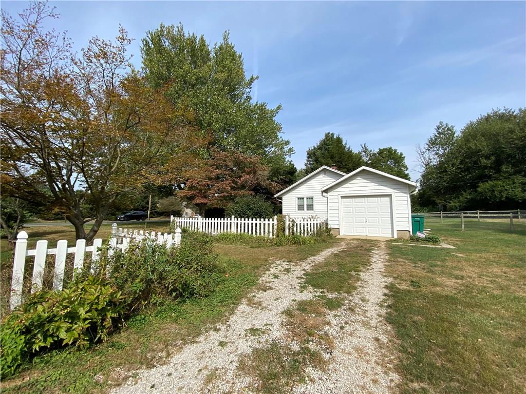 7645 Harcourt Road Indianapolis, IN 46260 - Photo 16 of 17 Gallery Image 16