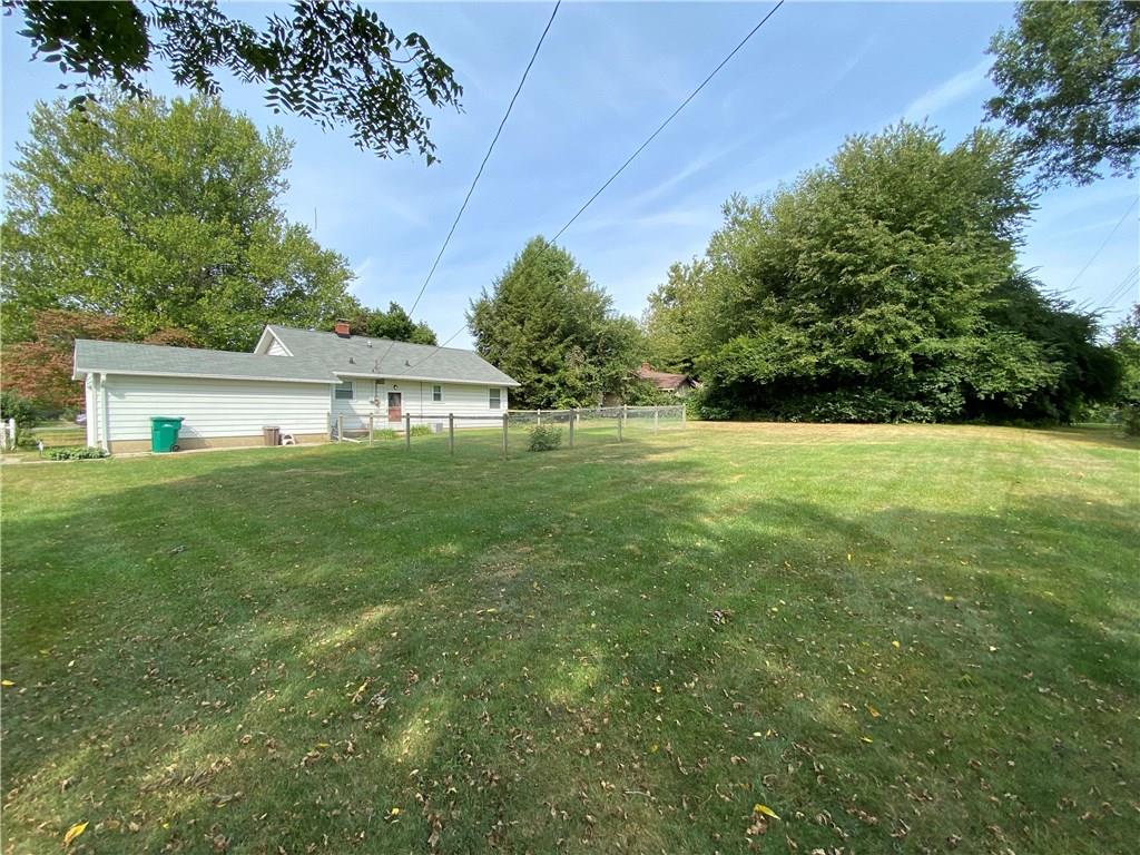 7645 Harcourt Road Indianapolis, IN 46260 - Photo 9 of 17 Gallery Image 9