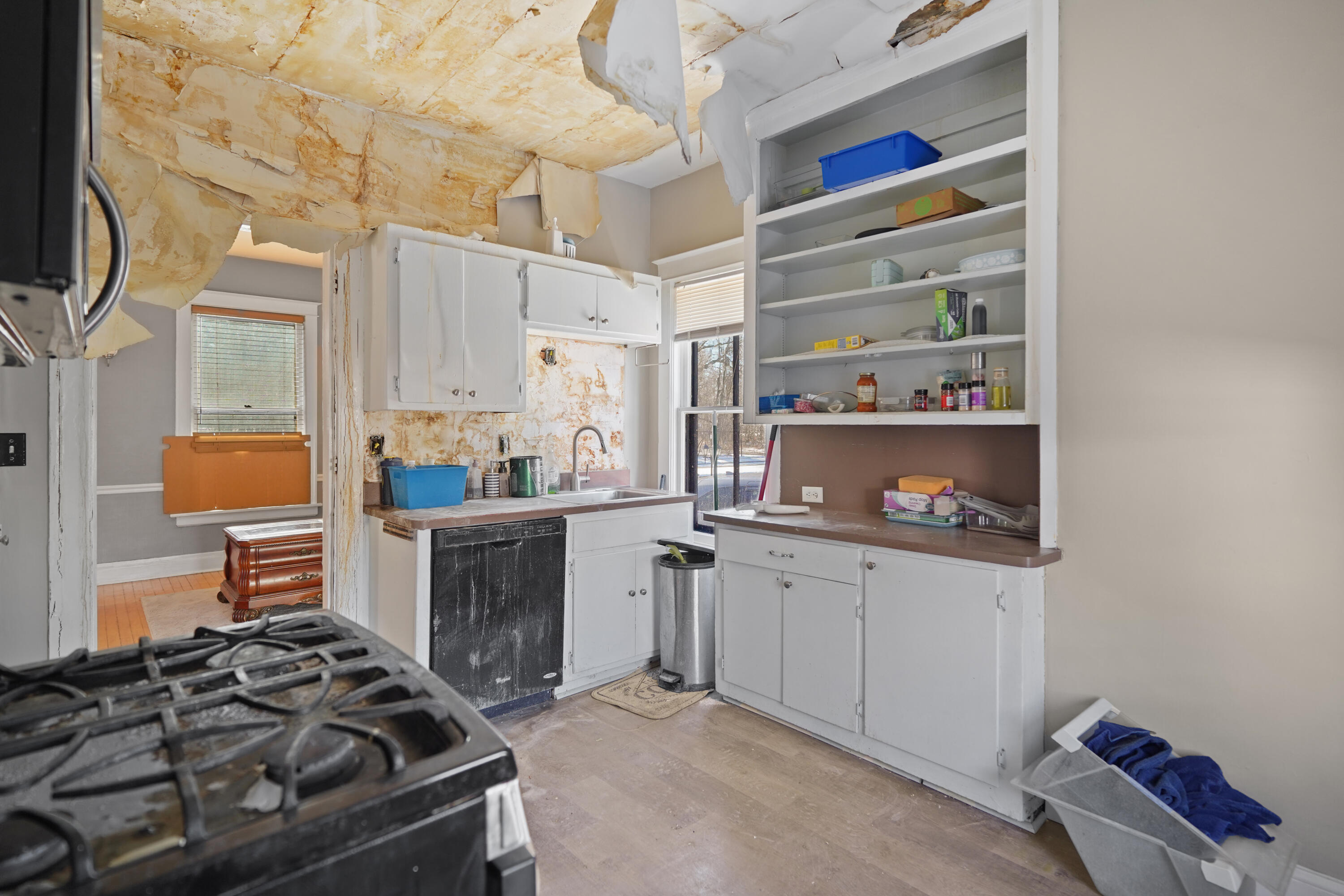 510 De Koven Avenue Racine, WI 53403 - Photo 12 of 26 12