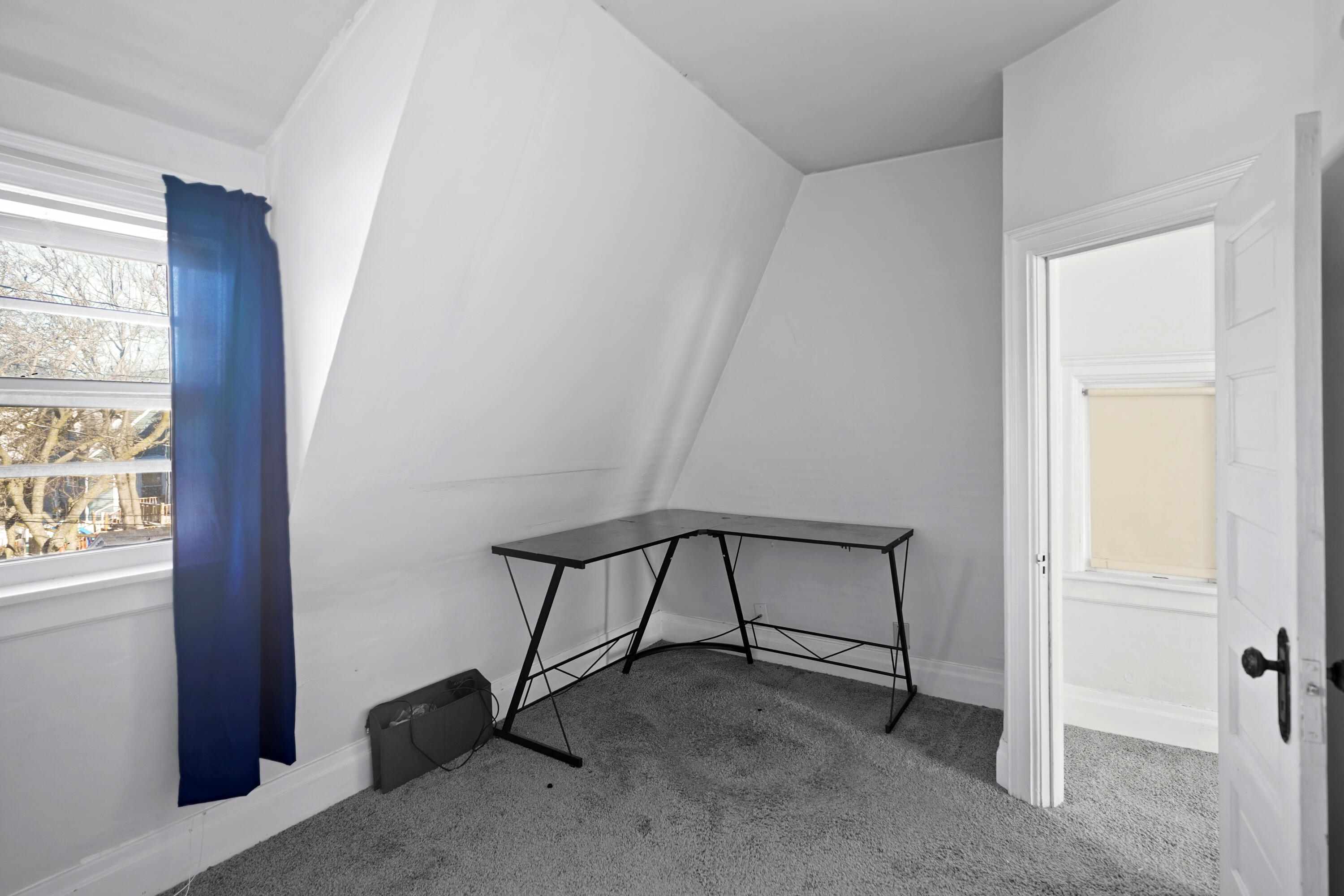 510 De Koven Avenue Racine, WI 53403 - Photo 17 of 26 17