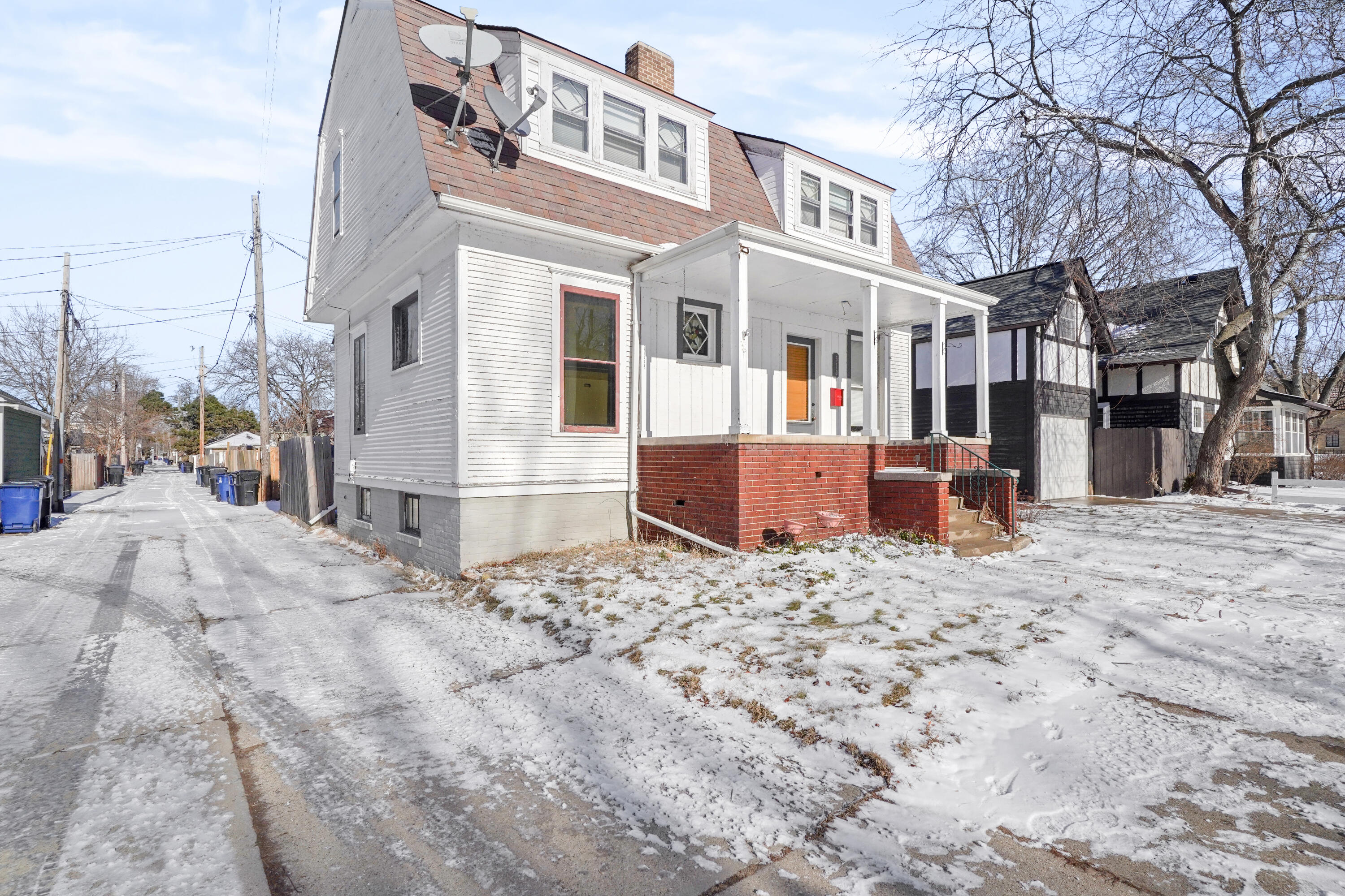 510 De Koven Avenue Racine, WI 53403 - Photo 25 of 26 25