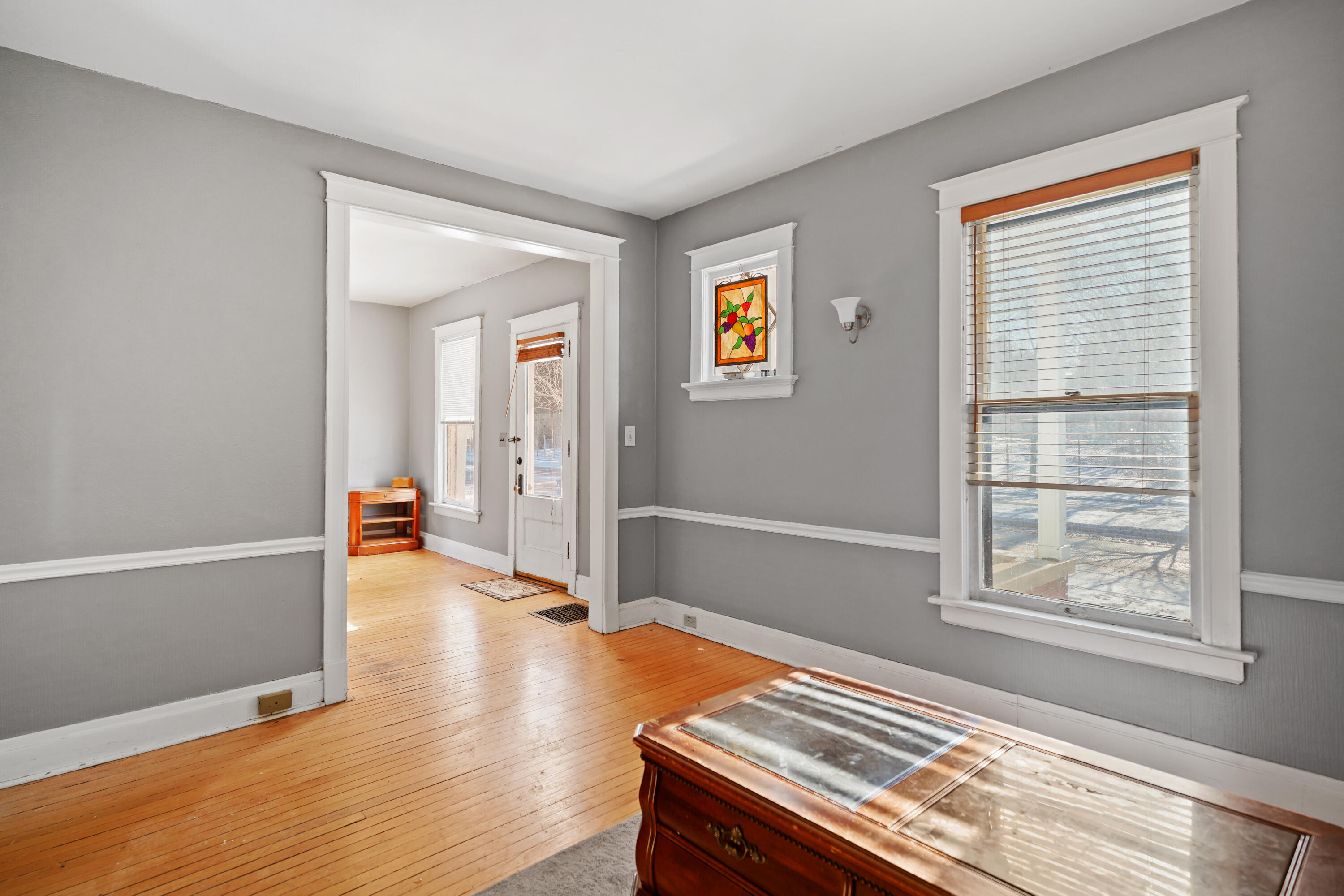 510 De Koven Avenue Racine, WI 53403 - Photo 9 of 26 9