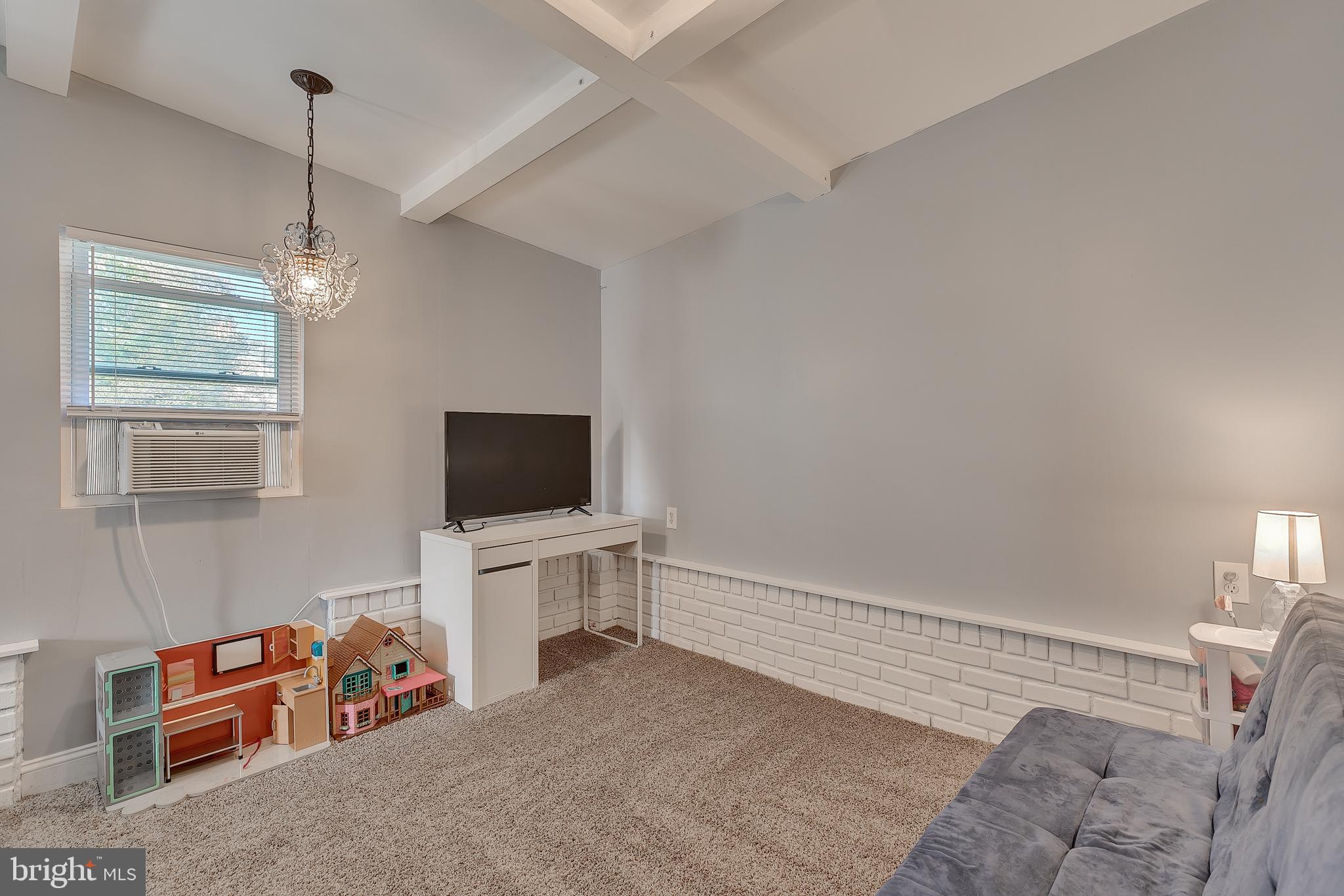 404 Virginia Avenue Baltimore, MD 21221 - Photo 26 of 39 Gallery Image 26
