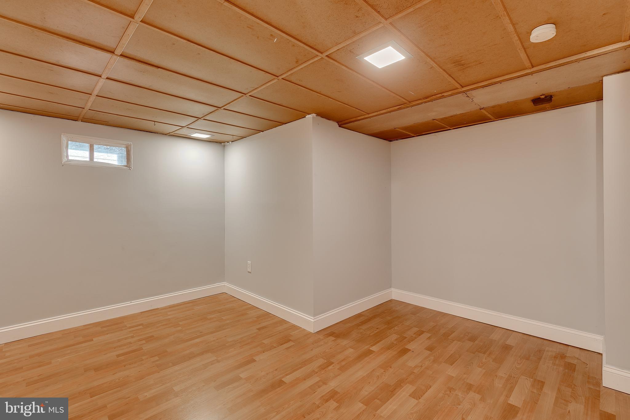 404 Virginia Avenue Baltimore, MD 21221 - Photo 28 of 39 Gallery Image 28