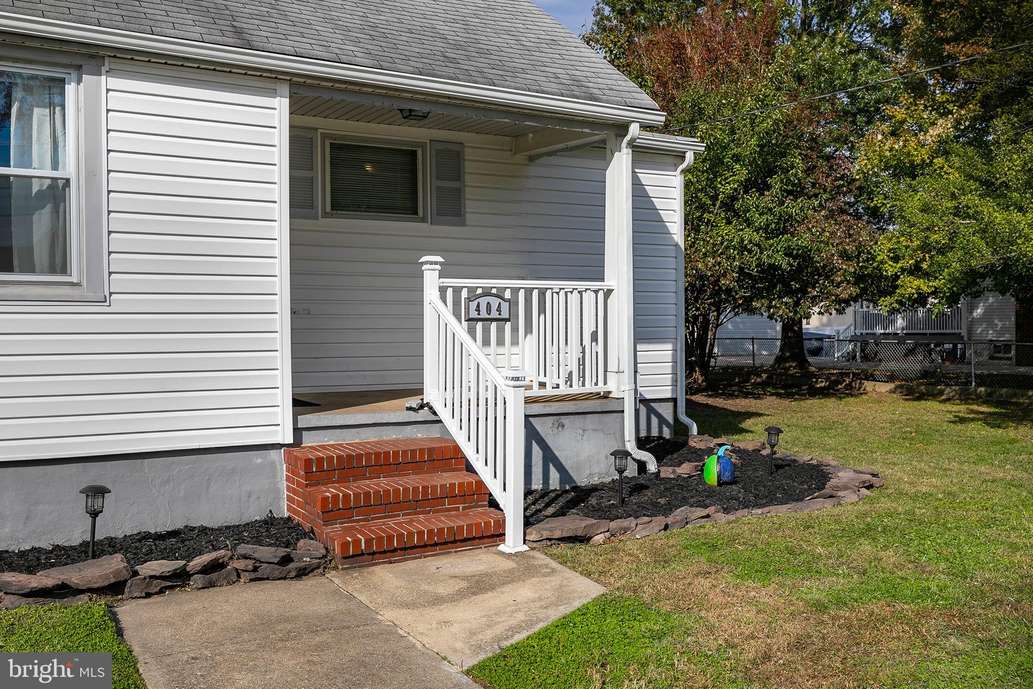 404 Virginia Avenue Baltimore, MD 21221 - Photo 4 of 39 Gallery Image 4