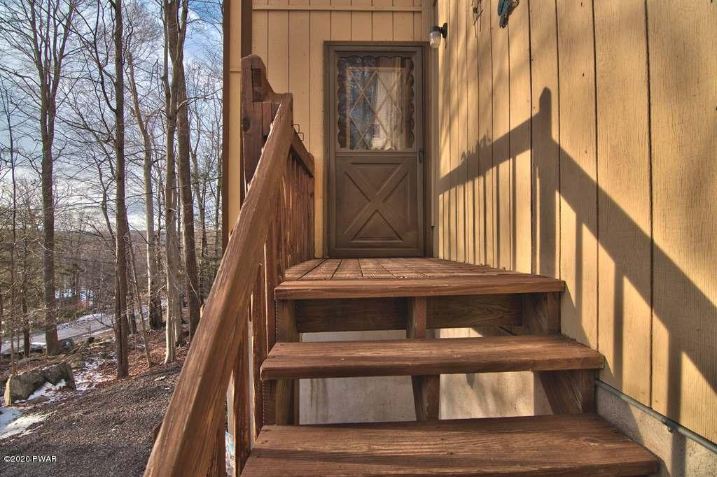 27-2690 Boulder Road Lake Ariel, PA 18436 - Photo 2 of 48 a view of entryway