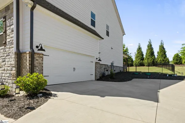 $749,681 | 6 Peyton Lane, Simpsonville, SC 29681