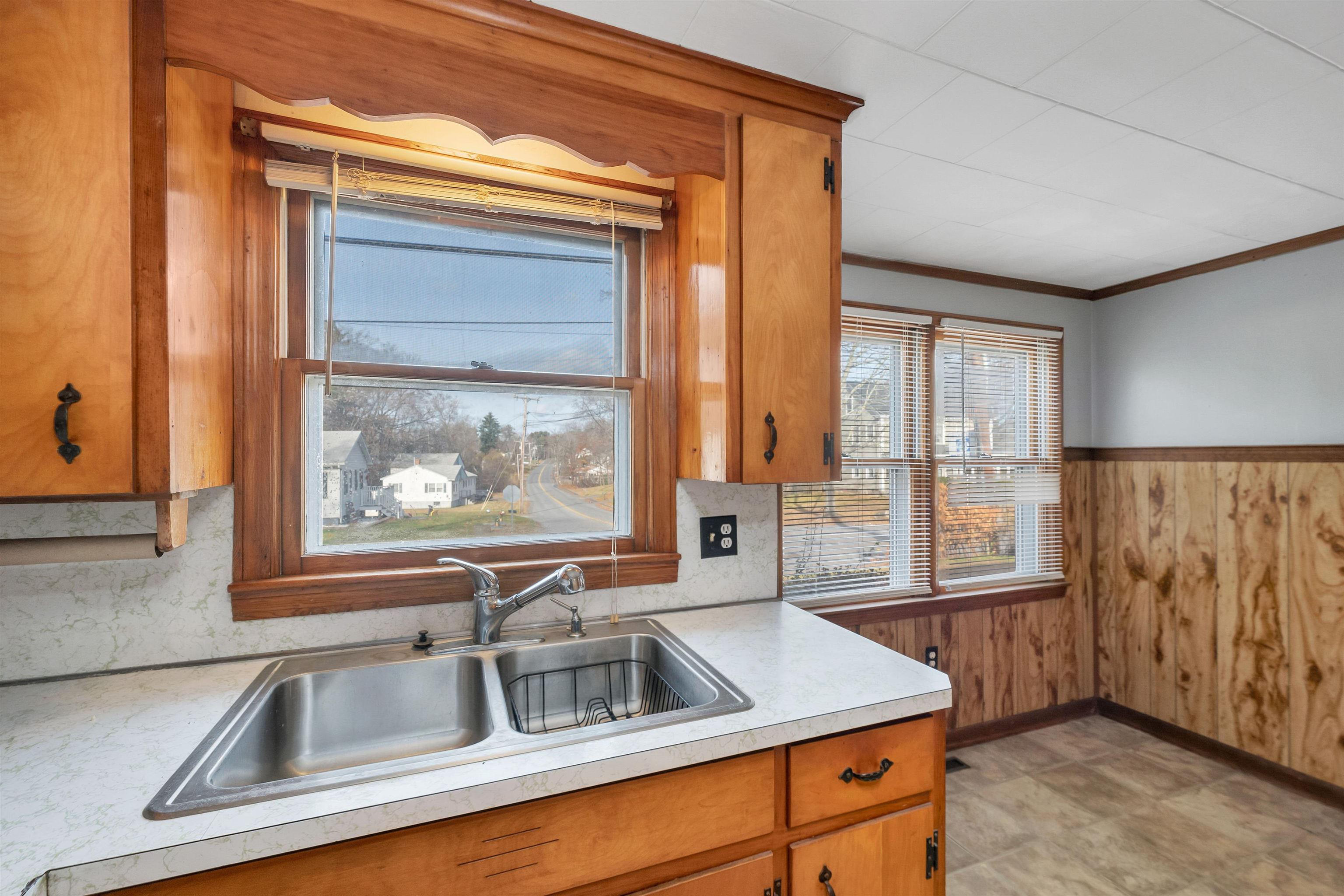 132 Walton Road Seabrook, NH 03874 - Photo 11 of 32