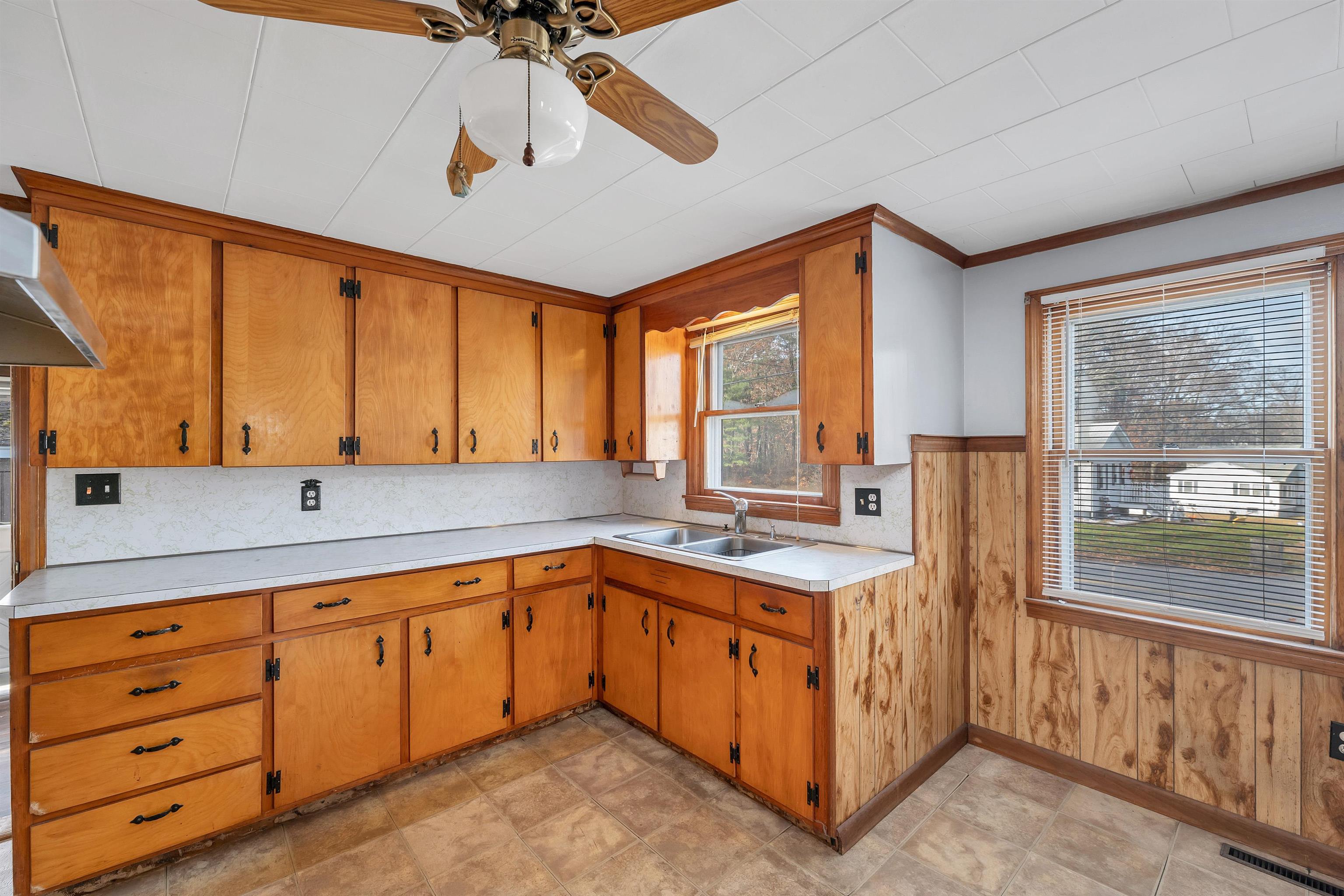 132 Walton Road Seabrook, NH 03874 - Photo 8 of 32