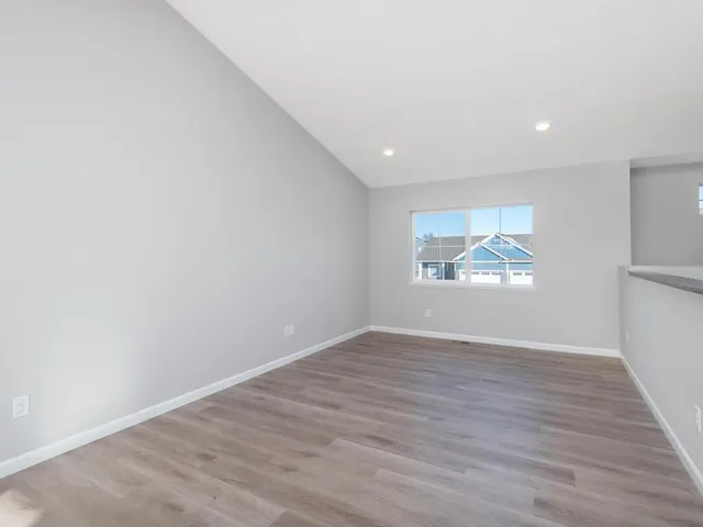 $416,900 | 9565 Andrew Avenue, Elko New Market, MN 55020