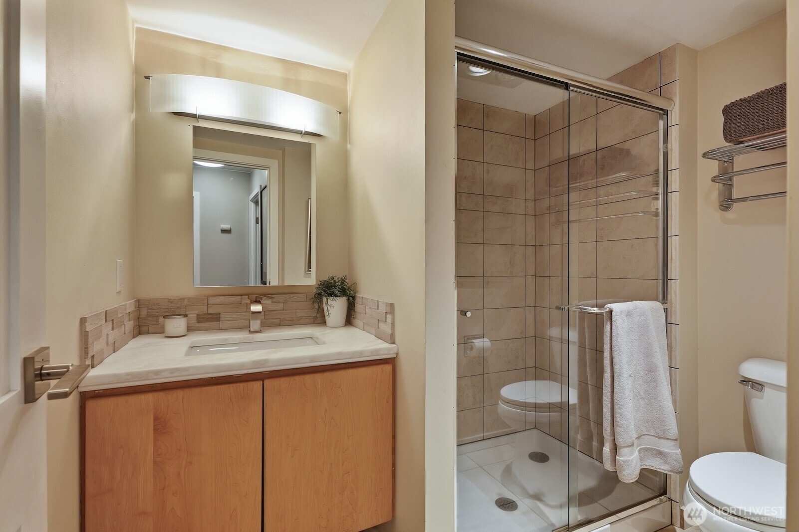 2100 3rd Avenue, Unit 2601 Seattle, WA 98121 - Photo 14 of 28