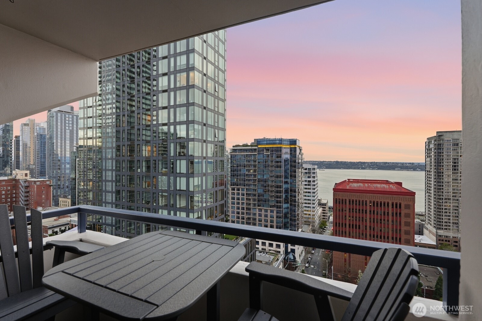 2100 3rd Avenue, Unit 2601 Seattle, WA 98121 - Photo 15 of 28